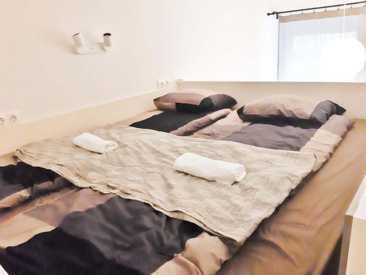 Bright Side Apartment Budapest Luaran gambar