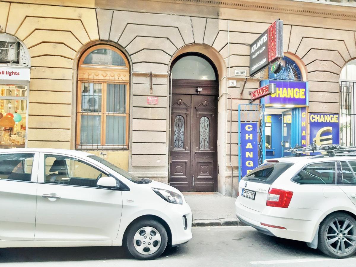 Bright Side Apartment Budapest Luaran gambar