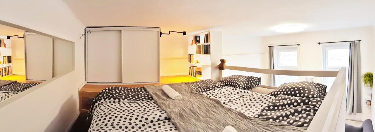 Bright Side Apartment Budapest Luaran gambar